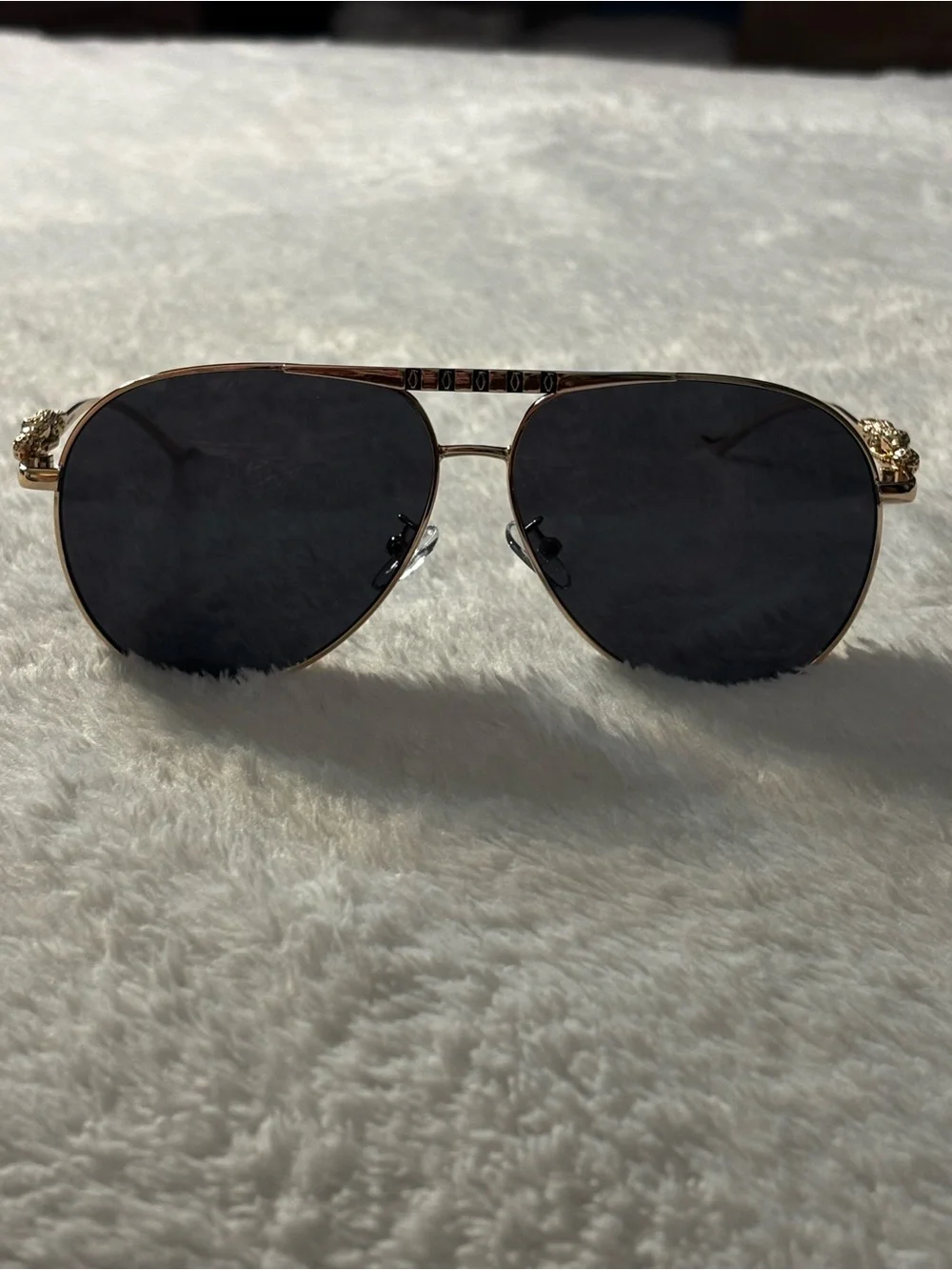 Brand new !! Gold Frame Black Lens Men’s Aviator Shorts Accessory